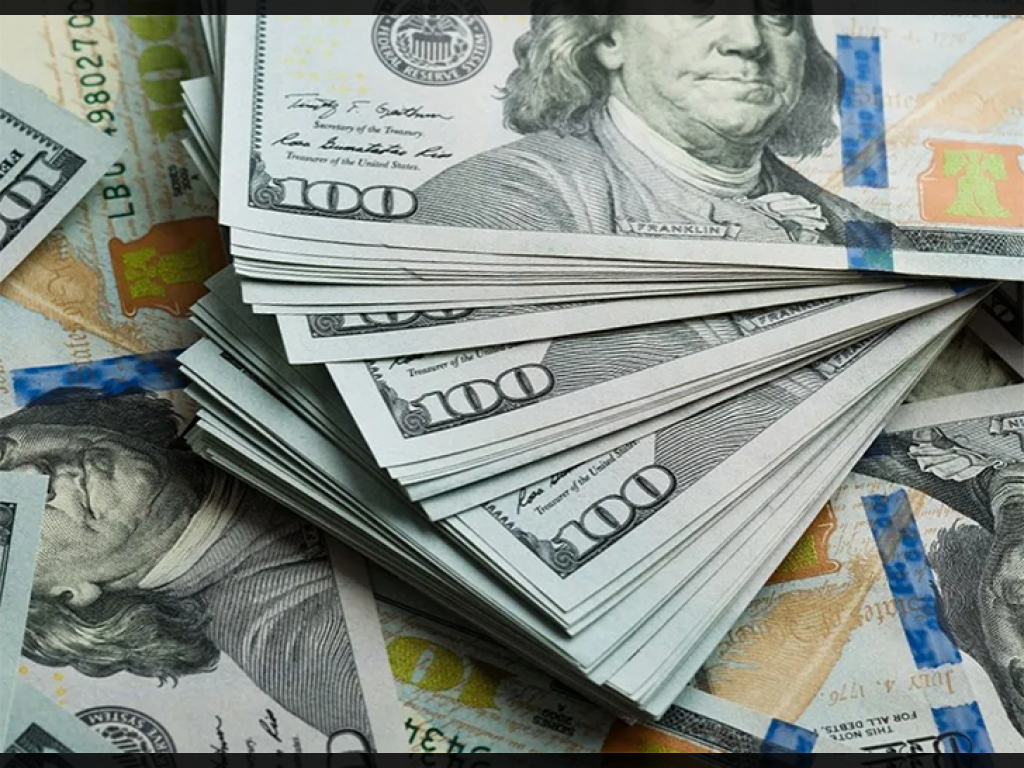 Dolar Hari Ini Terpuruk: Tekanan Utang Memburuk, Ancaman Tarif Trump Kembali Menghantui