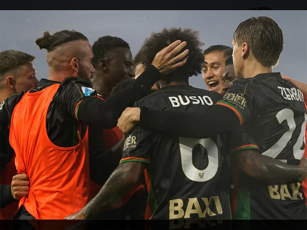 Kemenangan Venezia 2-1 Atas Fiorentina Bawa Jay Idzes Cs Terbebas dari Zona Degradasi Serie A