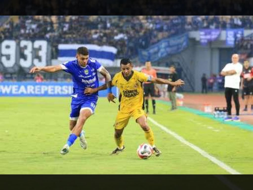 Semen Padang Tersandung di Bandung, Dipecundangi Persib 0-2