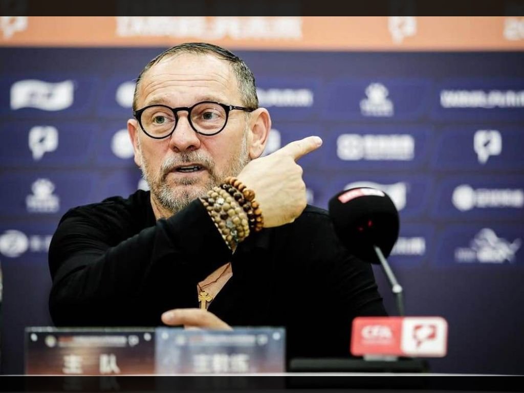 Semen Padang FC Resmi Tunjuk Dejan Antonic Sebagai Pelatih Baru Gantikan Eduardo Almeida