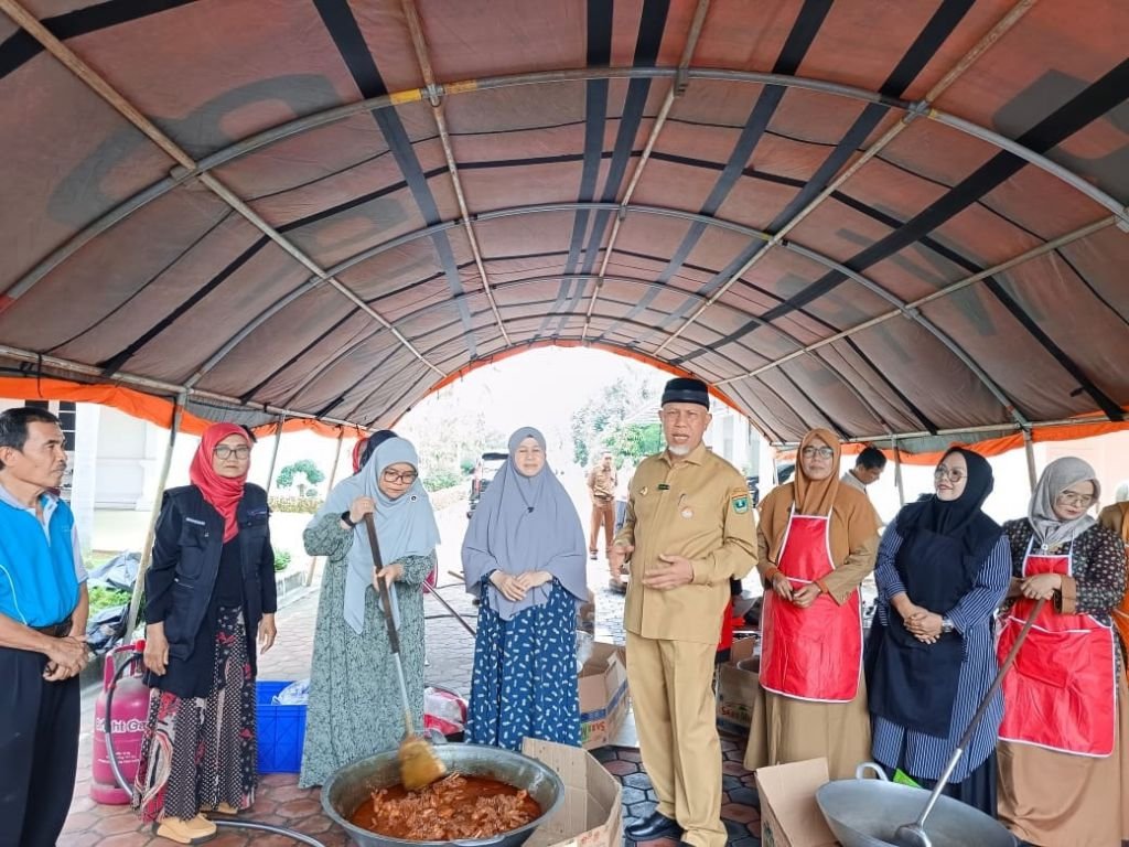 Peduli Korban Bencana Sumatera, TP-PKK Sumbar Siap Kirim Randang 1 Ton