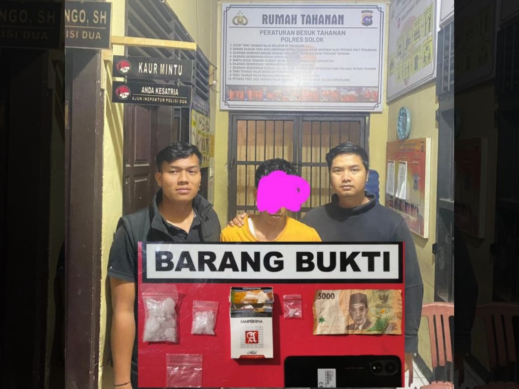 Petugas Polres Solok Tangkap Seorang Tersangka Narkoba, 2 Paket Sabu Disita