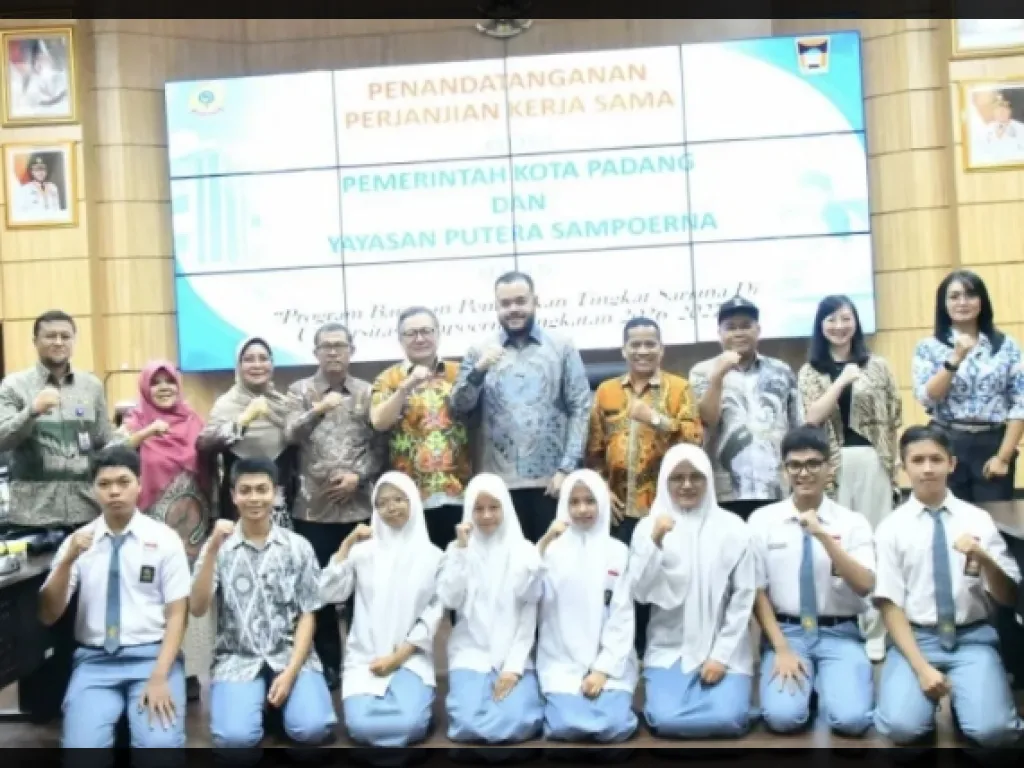 8 Siswa Padang Lolos Beasiswa Penuh Kuliah di Amerika, Semua Biaya Ditanggung Pemkot