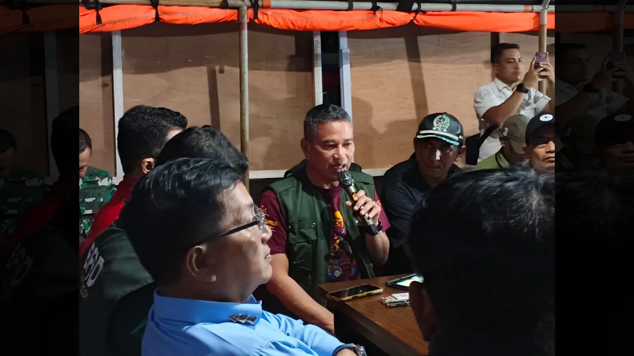 Bupati Solok dan BNPB Bahas Langkah Darurat hingga Pemulihan Dampak Galodo Arosuka