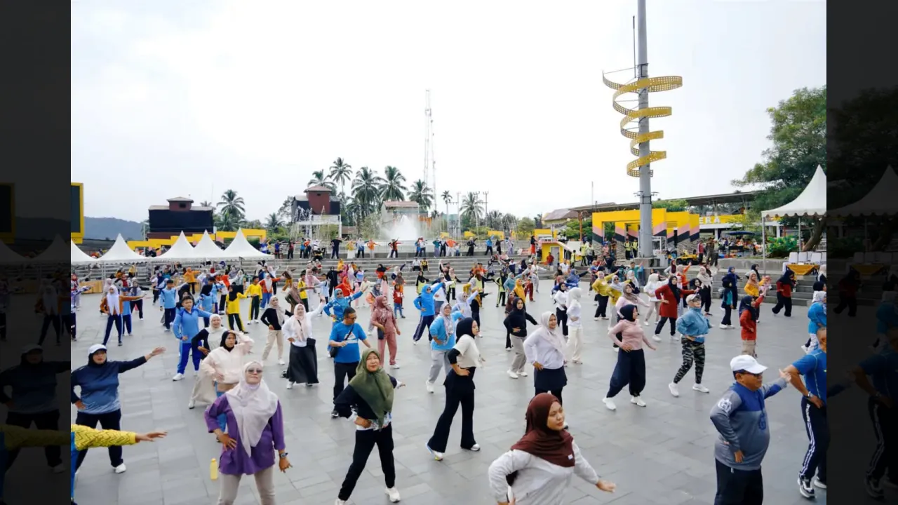 Minggu Pagi di Padang Aro: Saat CFD Jadi Panggung Kreativitas dan Ekonomi Warga