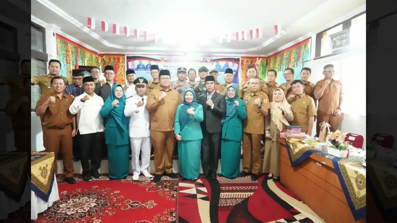 Ahmad Efendi Resmi Pimpin Sungai Tarab, Wabup Ahmad Fadly Titip Pesan: Rangkul Semua Elemen