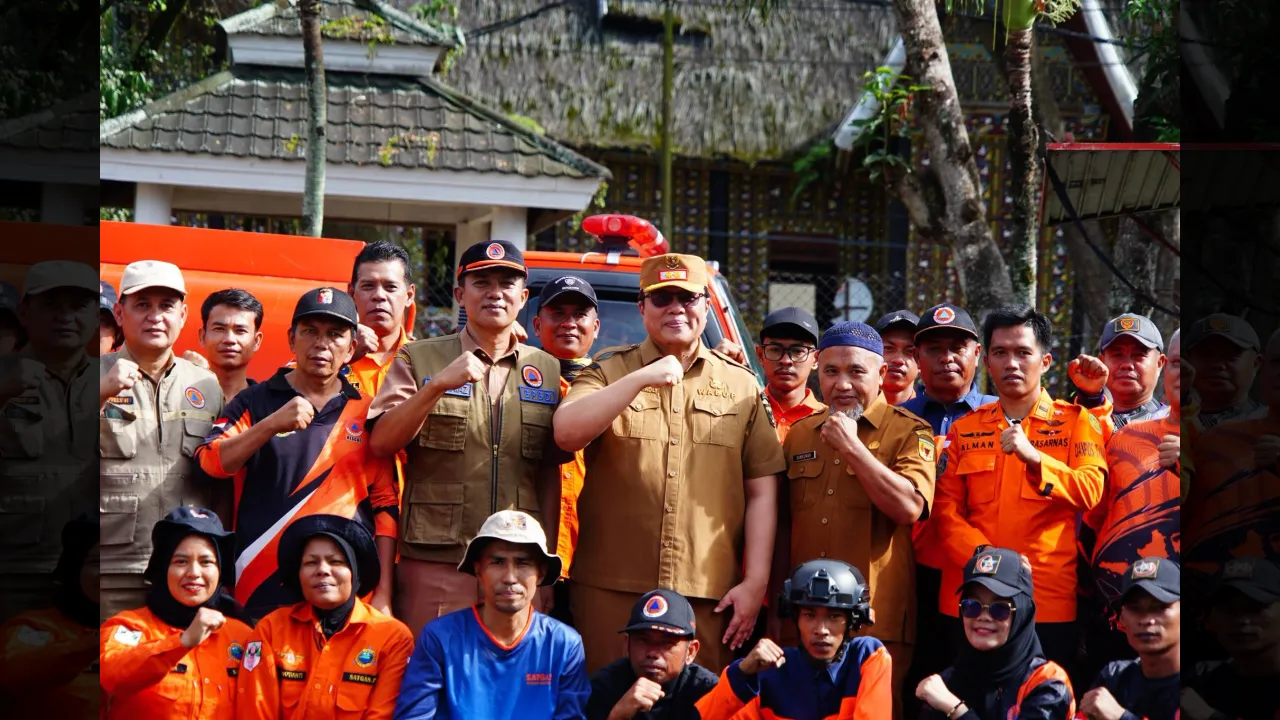 Dari Batusangkar ke Puing Galodo, 75 Relawan Tanah Datar Bergerak ke Arosuka